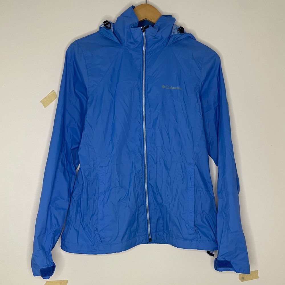 M- Columbia windbreaker